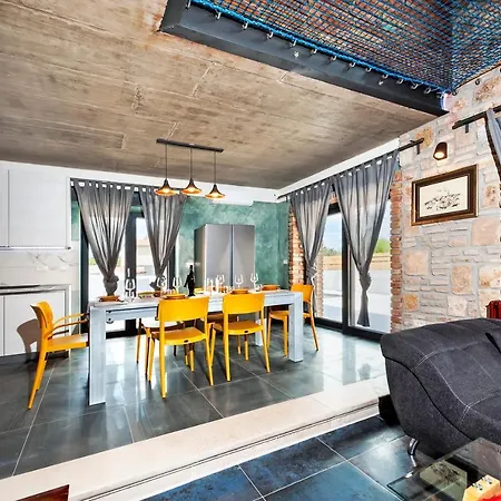 Baraka With Private Pool Near Rovinj - Wiibuk Villa *