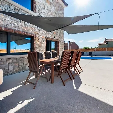 Baraka With Private Pool Near Rovinj - Wiibuk Kanfanar